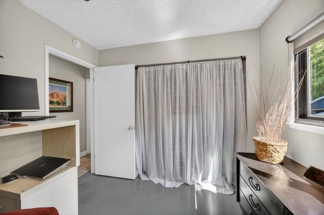 8756 Contemporary Ct, Elk Grove, CA 95624