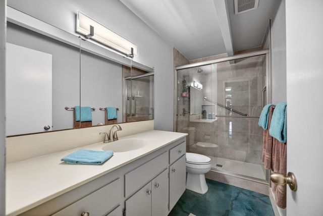 8756 Contemporary Ct, Elk Grove, CA 95624