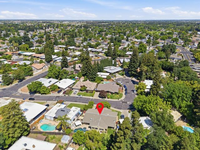 8756 Contemporary Ct, Elk Grove, CA 95624