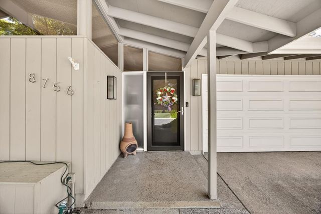8756 Contemporary Ct, Elk Grove, CA 95624