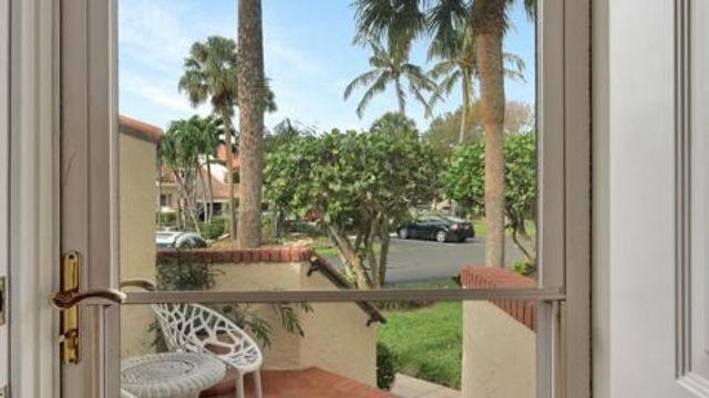 402 SEA OATS Drive E, Juno Beach, FL 33408