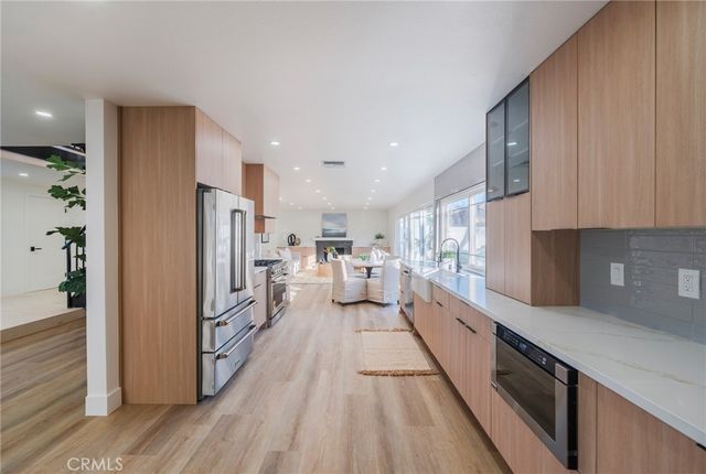 9562 Rockpoint, Huntington Beach, CA 92646