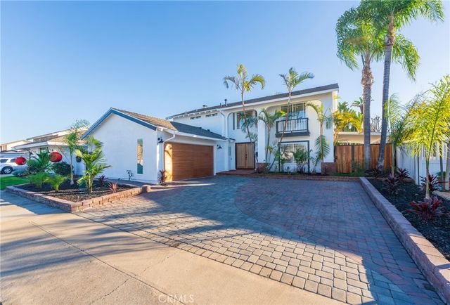 9562 Rockpoint, Huntington Beach, CA 92646