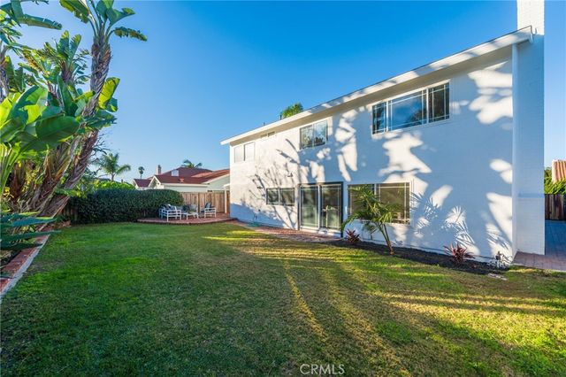 9562 Rockpoint, Huntington Beach, CA 92646