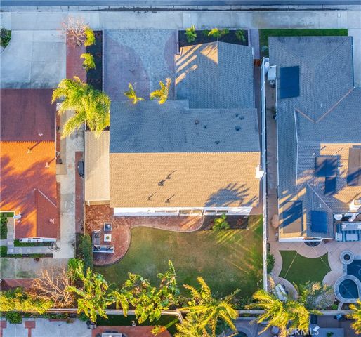 9562 Rockpoint, Huntington Beach, CA 92646