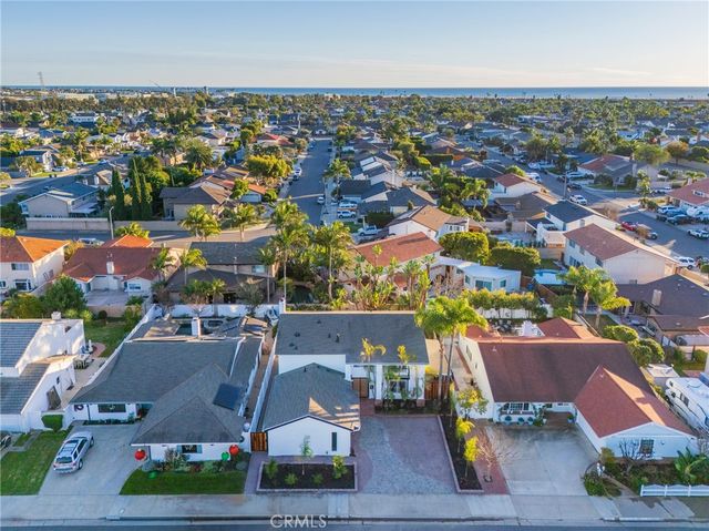 9562 Rockpoint, Huntington Beach, CA 92646