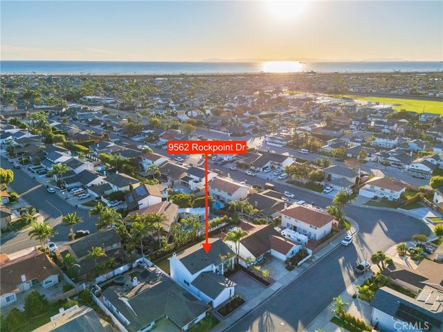 9562 Rockpoint, Huntington Beach, CA 92646