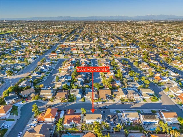 9562 Rockpoint, Huntington Beach, CA 92646