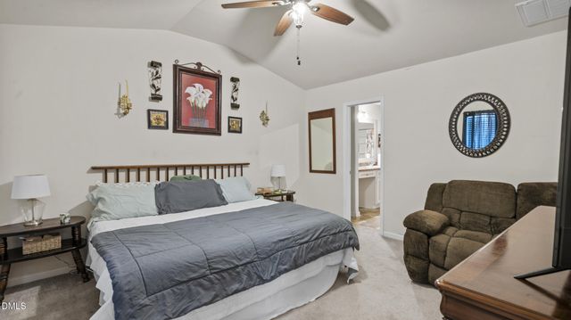 132 Steamboat Lane, Burlington, NC 27217