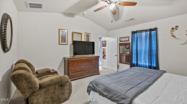132 Steamboat Lane, Burlington, NC 27217