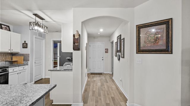 132 Steamboat Lane, Burlington, NC 27217