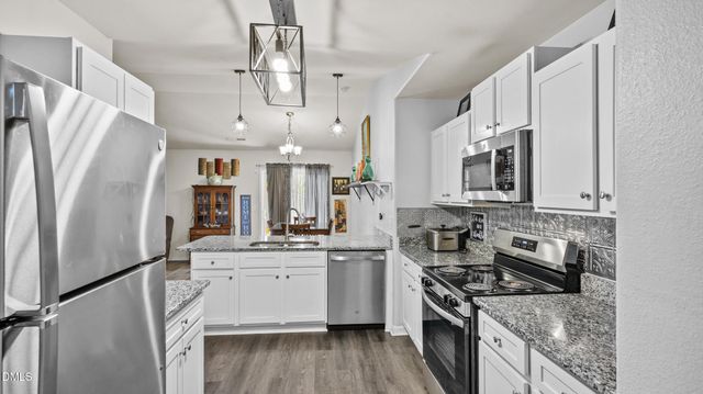 132 Steamboat Lane, Burlington, NC 27217
