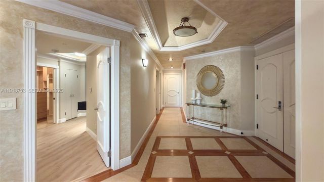 2000 Island Blvd 3004, Aventura, FL 33160