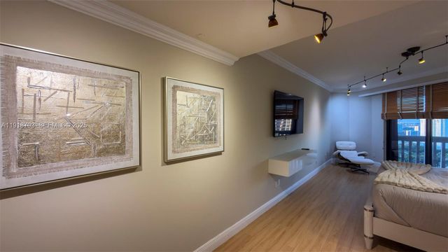 2000 Island Blvd 3004, Aventura, FL 33160