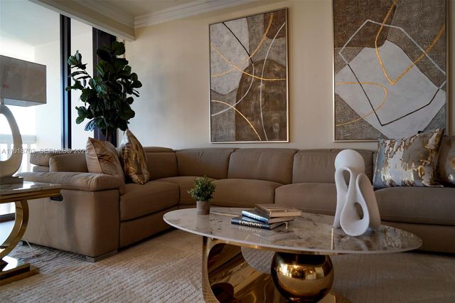 2000 Island Blvd 3004, Aventura, FL 33160