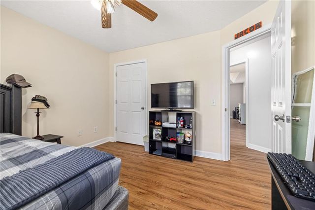 378 Kiley Drive, Hoschton, GA 30548