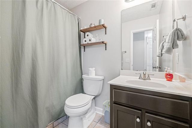 378 Kiley Drive, Hoschton, GA 30548