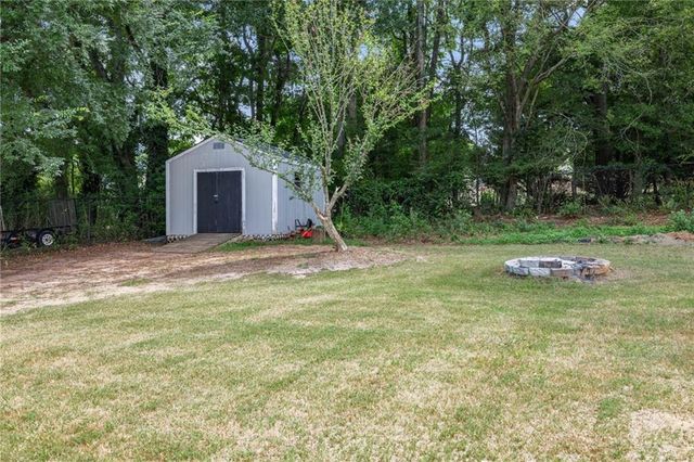 378 Kiley Drive, Hoschton, GA 30548