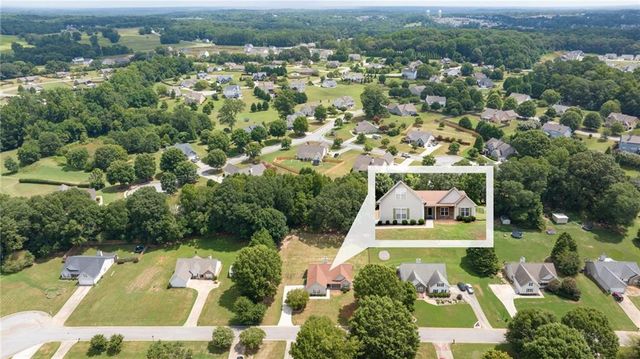 378 Kiley Drive, Hoschton, GA 30548