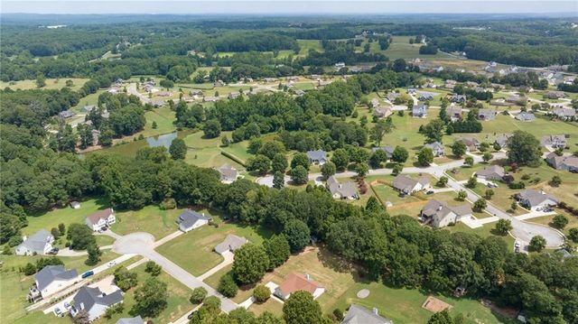 378 Kiley Drive, Hoschton, GA 30548