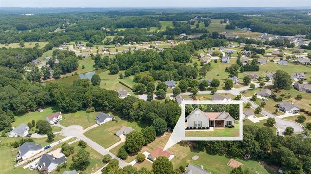 378 Kiley Drive, Hoschton, GA 30548