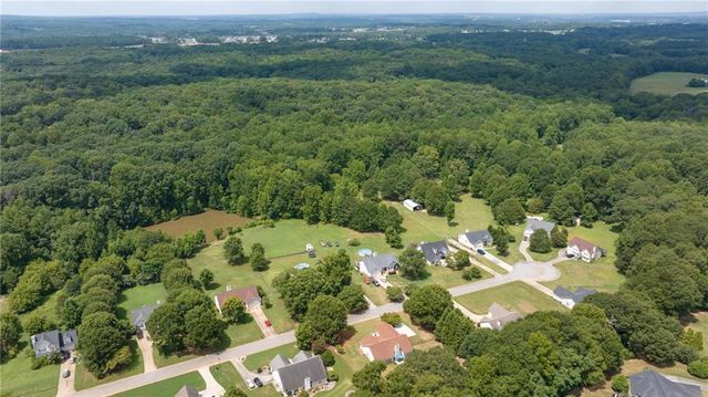 378 Kiley Drive, Hoschton, GA 30548