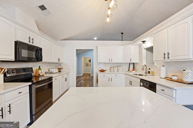 3768 N Sharon Church Road, Loganville, GA 30052