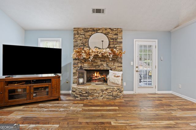 3768 N Sharon Church Road, Loganville, GA 30052