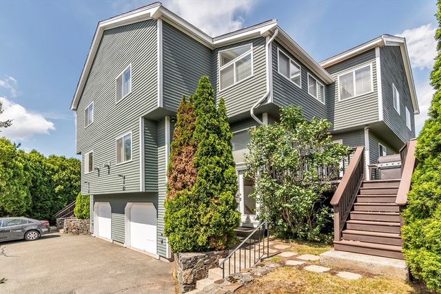 30 Cavendish Cir 30, Salem, MA 01970