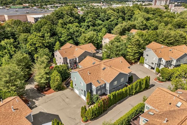 30 Cavendish Cir 30, Salem, MA 01970