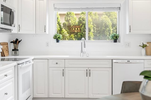 30 Cavendish Cir 30, Salem, MA 01970