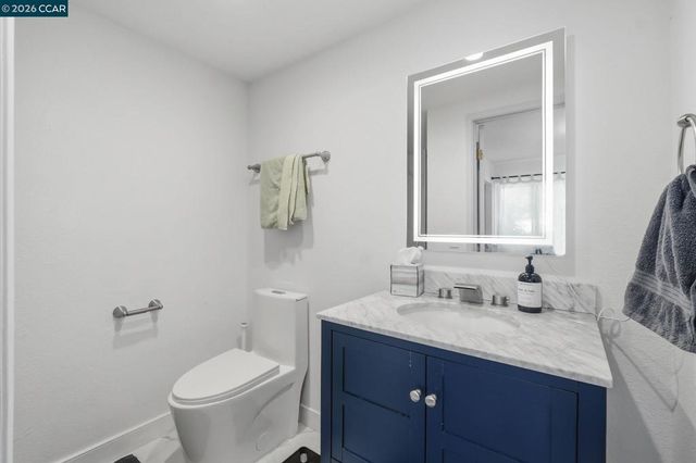 83 Miramonte Dr, Moraga, CA 94556