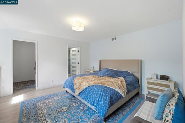 83 Miramonte Dr, Moraga, CA 94556