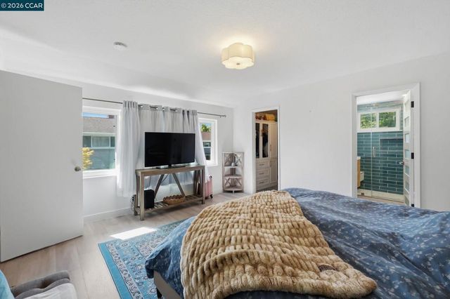 83 Miramonte Dr, Moraga, CA 94556