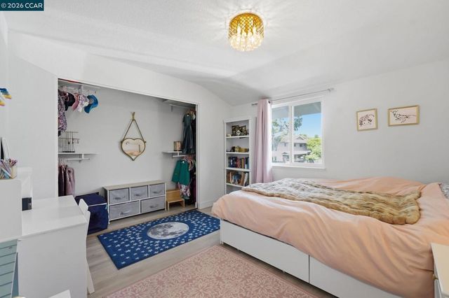 83 Miramonte Dr, Moraga, CA 94556