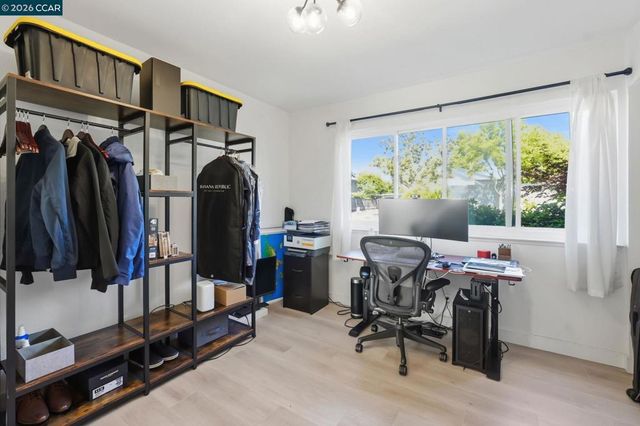 83 Miramonte Dr, Moraga, CA 94556
