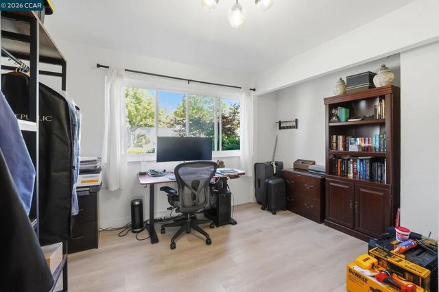 83 Miramonte Dr, Moraga, CA 94556