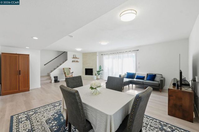 83 Miramonte Dr, Moraga, CA 94556