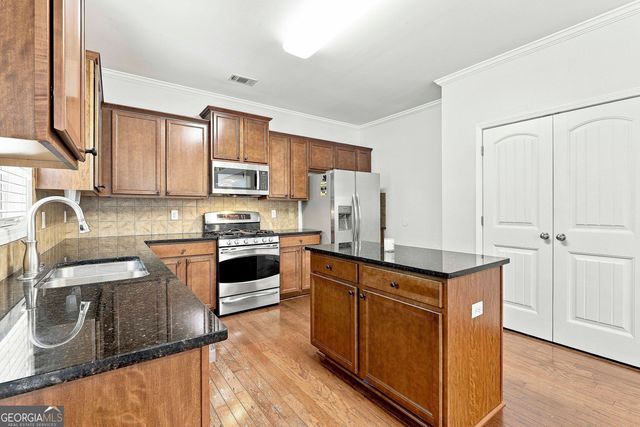 80 Savannah Drive, Senoia, GA 30276
