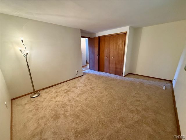 103 Viceroy Drive, Camillus, NY 13031