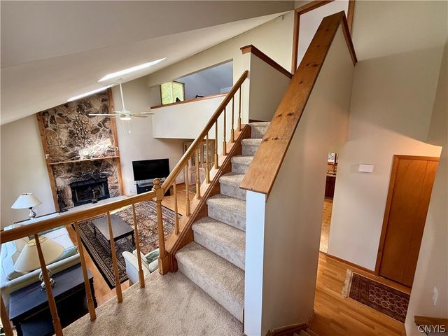 103 Viceroy Drive, Camillus, NY 13031