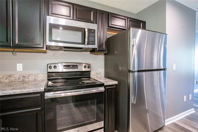 291 Karson Drive, Akron, OH 44312