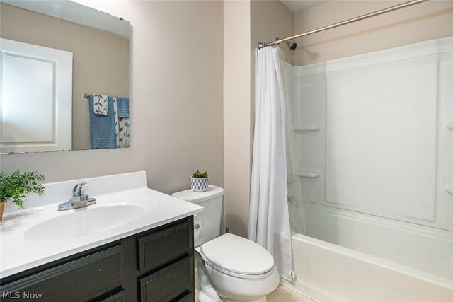 291 Karson Drive, Akron, OH 44312