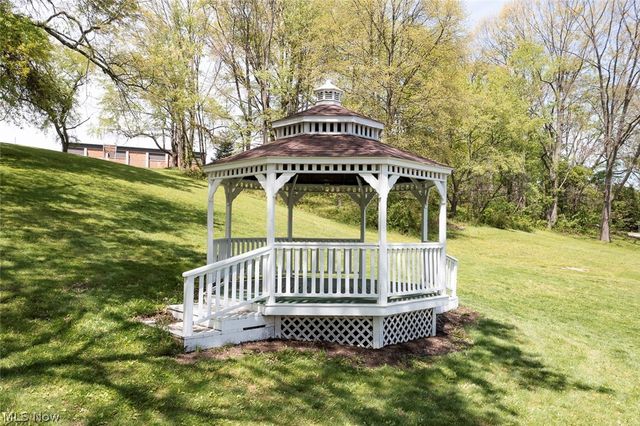 291 Karson Drive, Akron, OH 44312