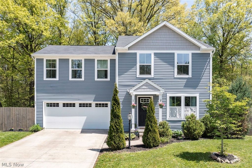 291 Karson Drive, Akron, OH 44312