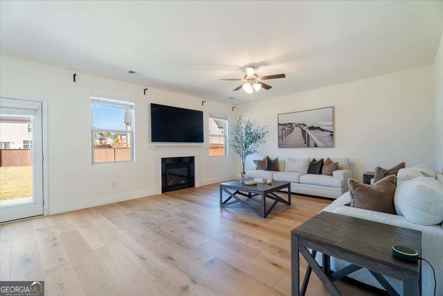 659 Azalea Bloom Drive, Loganville, GA 30052