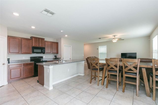 10257 CARLOWAY HILLS DRIVE, Wimauma, FL 33598