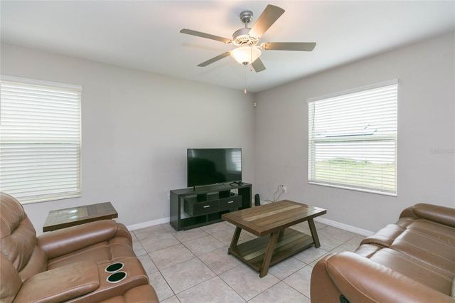 10257 CARLOWAY HILLS DRIVE, Wimauma, FL 33598