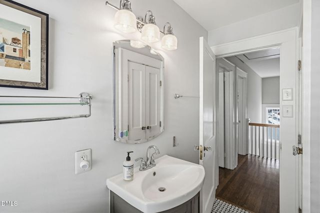 909 Green Street, Durham, NC 27701