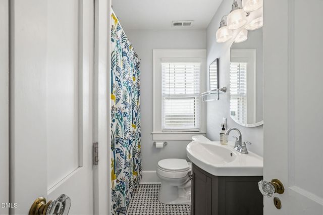909 Green Street, Durham, NC 27701